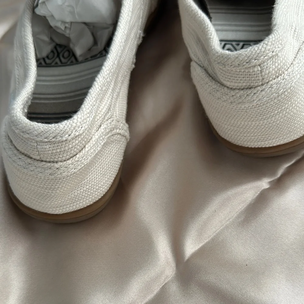 Sanuk Cream Slip-On Loafers with Textured Fabric